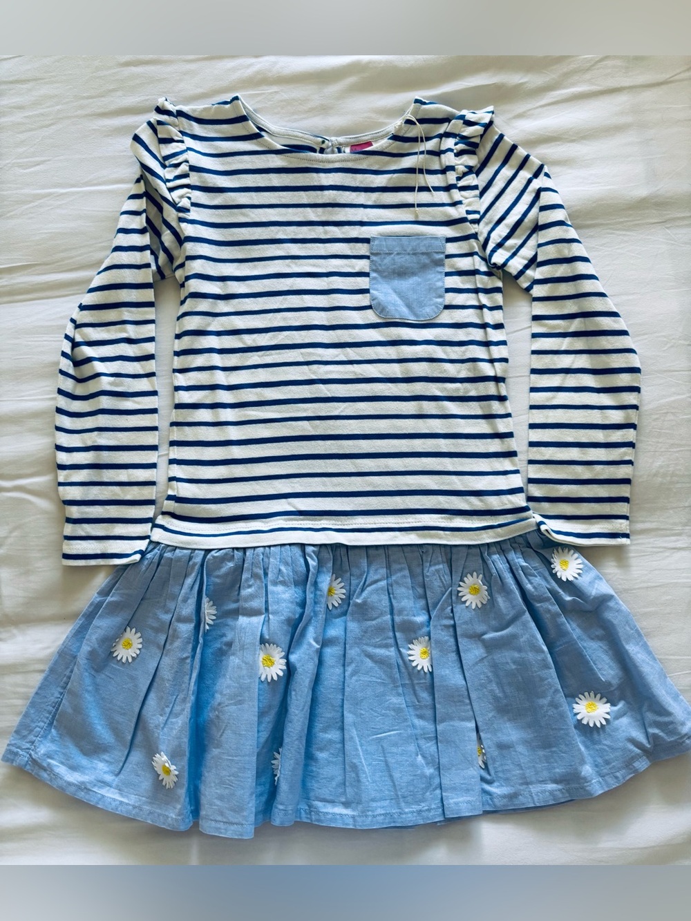 Mini Boden, Girls Striped Navy & White Top with Light Blue Daisy Skirt. NWT! 🌼